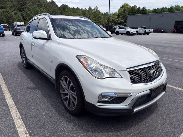 2017 Majestic White Infiniti QX50 Base RWD SUV