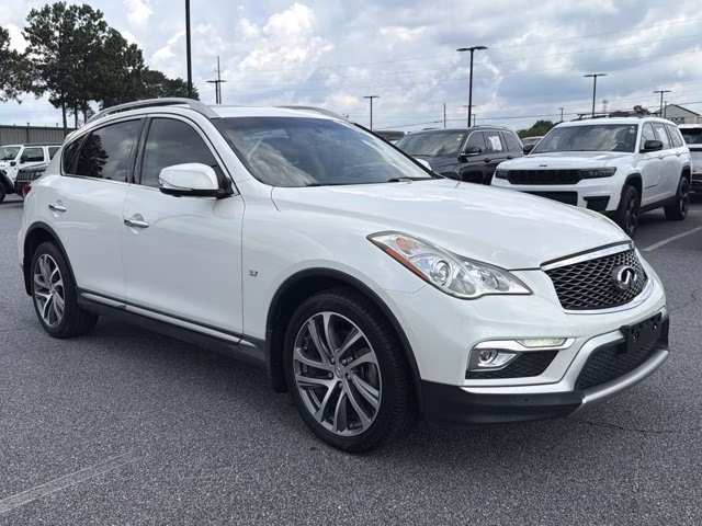 2017 Majestic White Infiniti QX50 Base RWD SUV