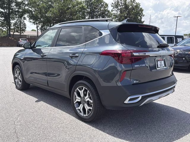2023 Gravity Gray Kia Seltos EX AWD SUV