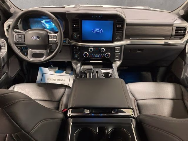 2025 Space White Metallic Ford F-150 Lariat 4X4 Truck