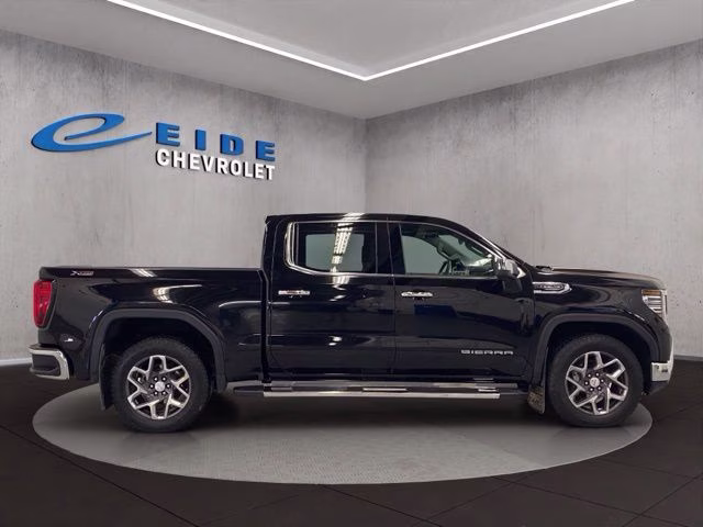 2023 Onyx Black GMC Sierra 1500 SLT 4X4 Truck