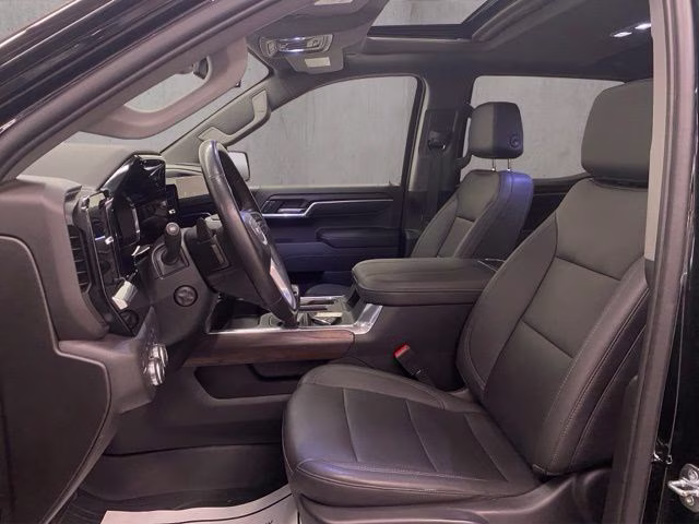 2023 Onyx Black GMC Sierra 1500 SLT 4X4 Truck
