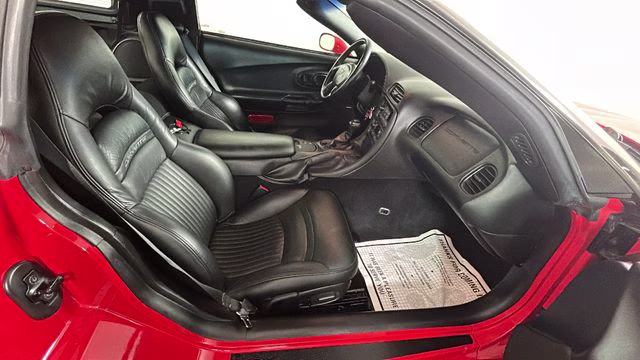 2004 Redline Red Chevrolet Corvette Base RWD Coupe
