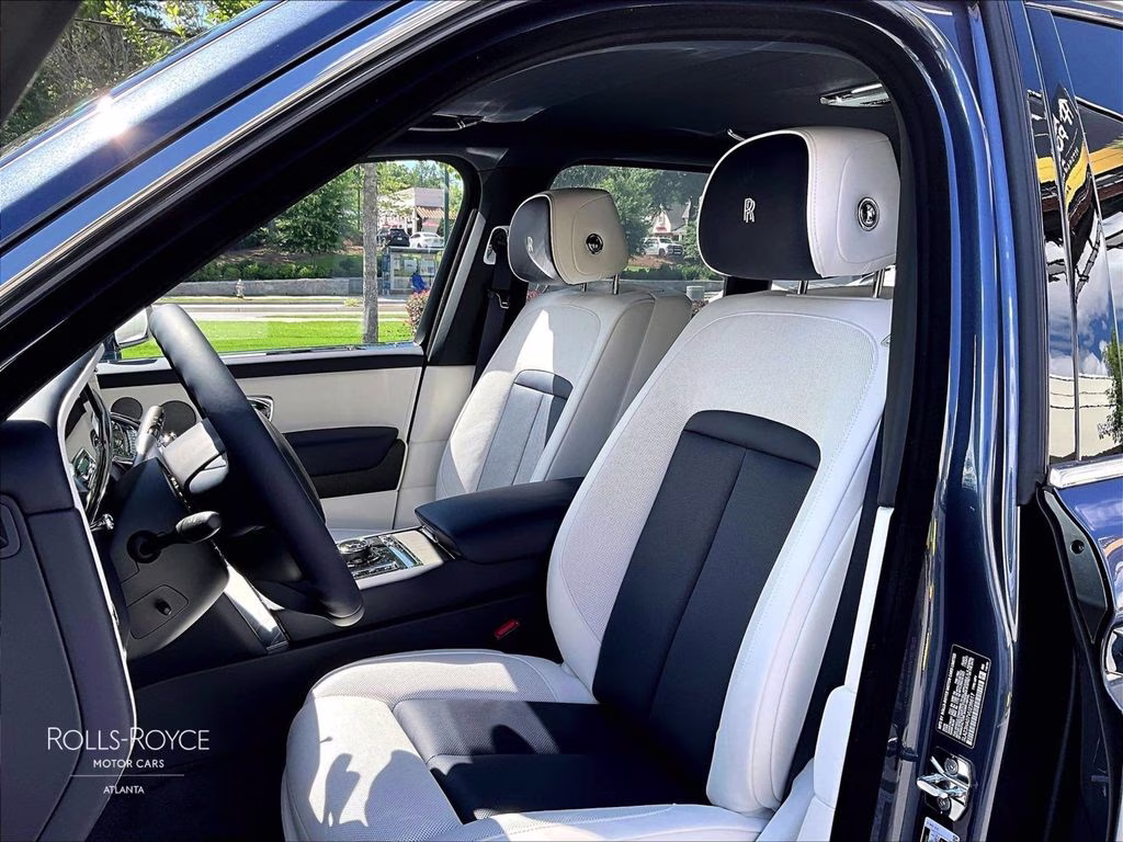 2027 Iguazu Blue Rolls-Royce Cullinan AWD SUV