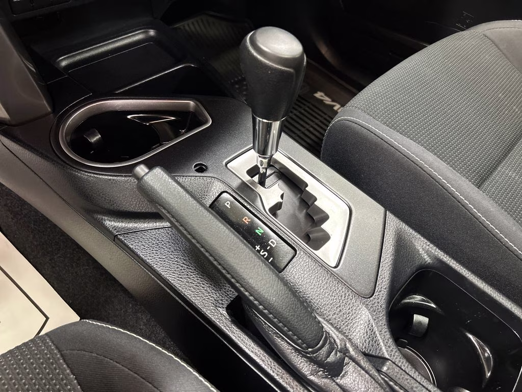 2018 Black Sand Pearl Toyota RAV4 Hybrid XLE AWD SUV