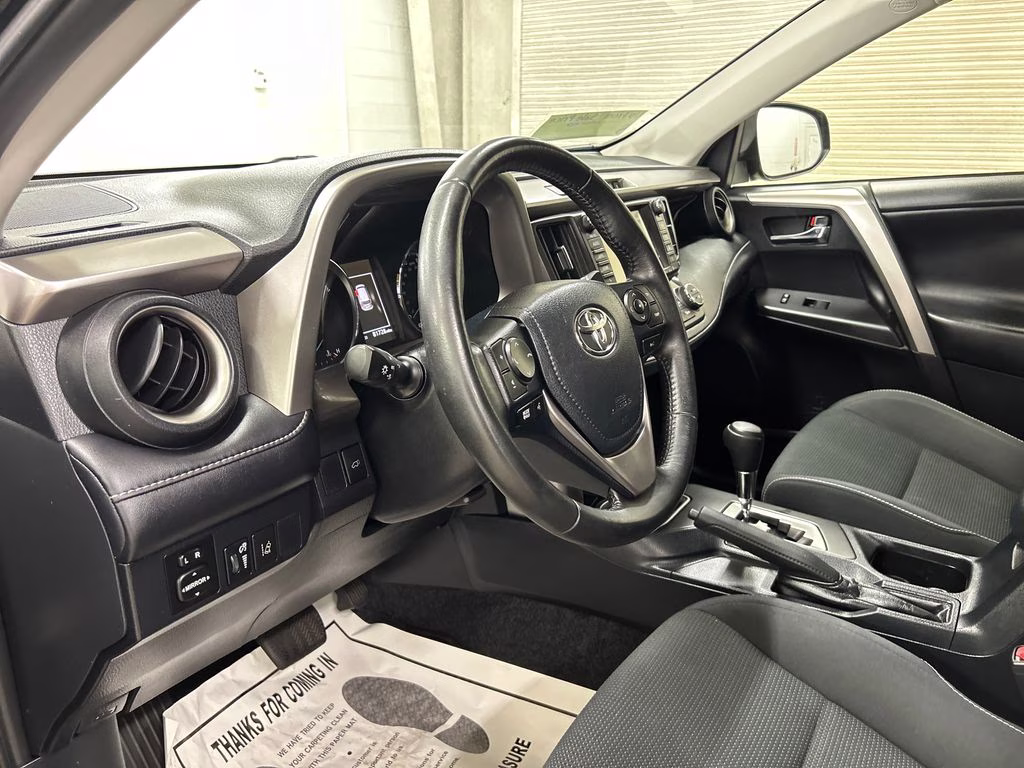 2018 Black Sand Pearl Toyota RAV4 Hybrid XLE AWD SUV