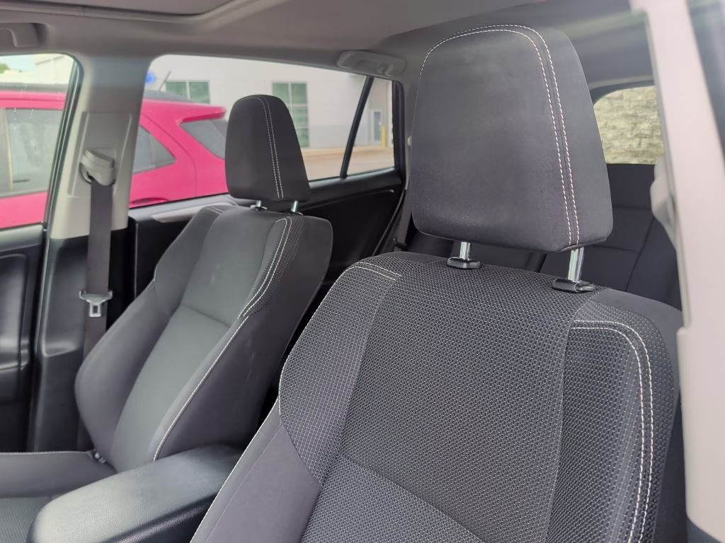 2018 Black Sand Pearl Toyota RAV4 Hybrid XLE AWD SUV