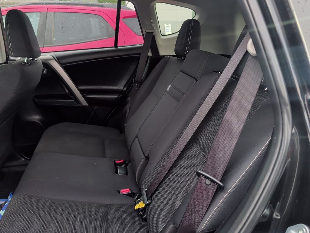 2018 Black Sand Pearl Toyota RAV4 Hybrid XLE AWD SUV