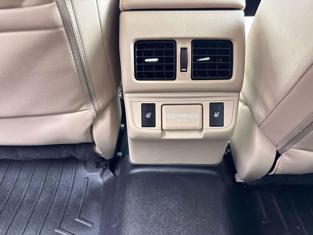2018 Wilderness Green Metallic Subaru Outback 2.5i AWD SUV