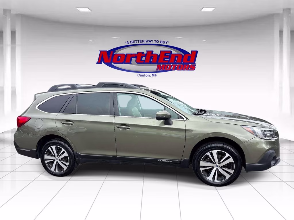 2018 Wilderness Green Metallic Subaru Outback 2.5i AWD SUV