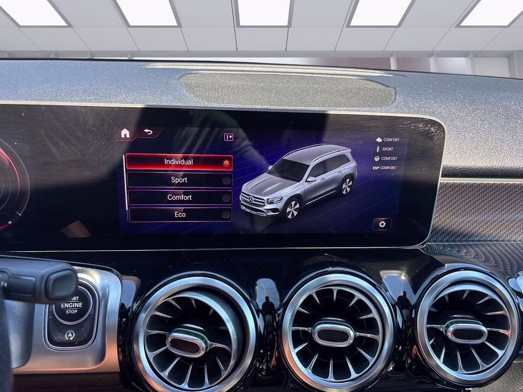 2021 Black Mercedes-Benz GLB GLB 250 AWD SUV
