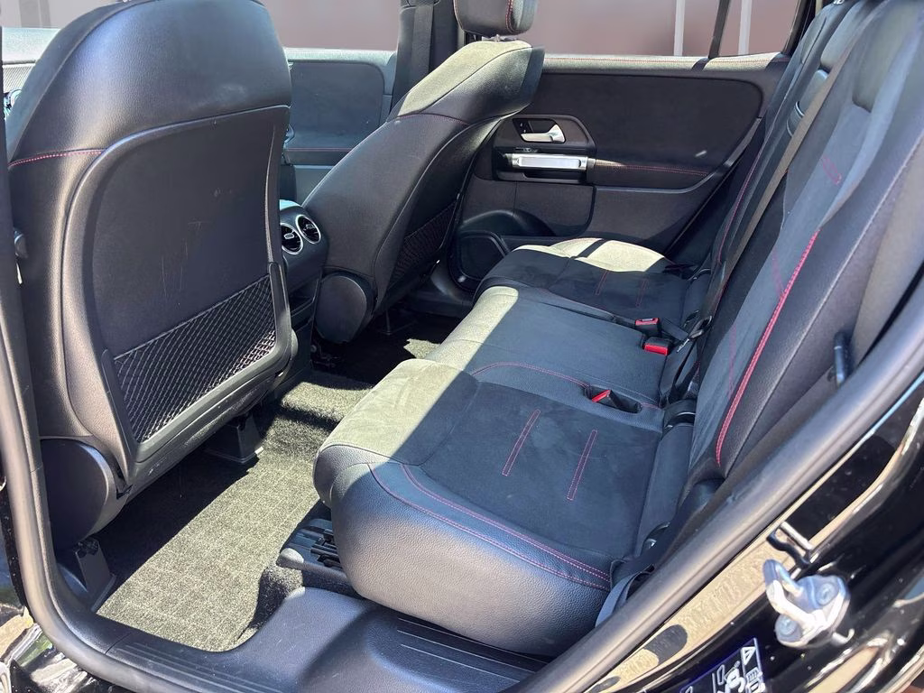 2021 Black Mercedes-Benz GLB GLB 250 AWD SUV