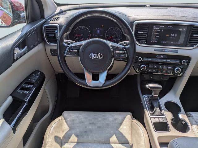 2020 Hyper Red Kia Sportage EX FWD SUV