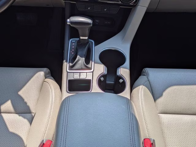 2020 Hyper Red Kia Sportage EX FWD SUV