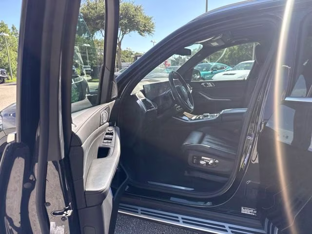 2025 Black Sapphire Metallic BMW X5 xDrive50e AWD SUV