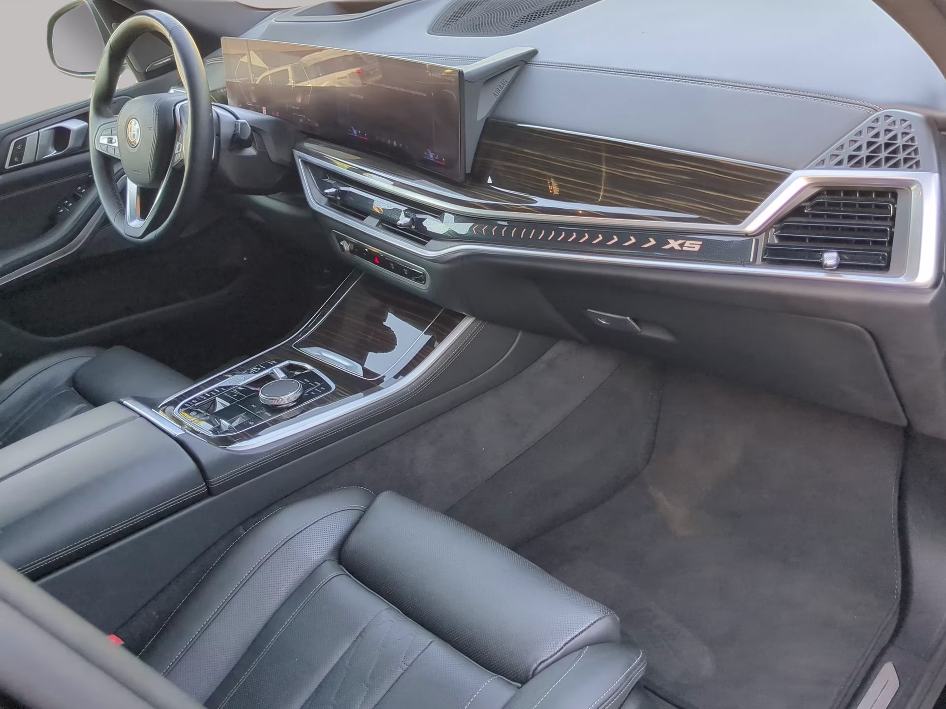 2025 Black Sapphire Metallic BMW X5 xDrive50e AWD SUV