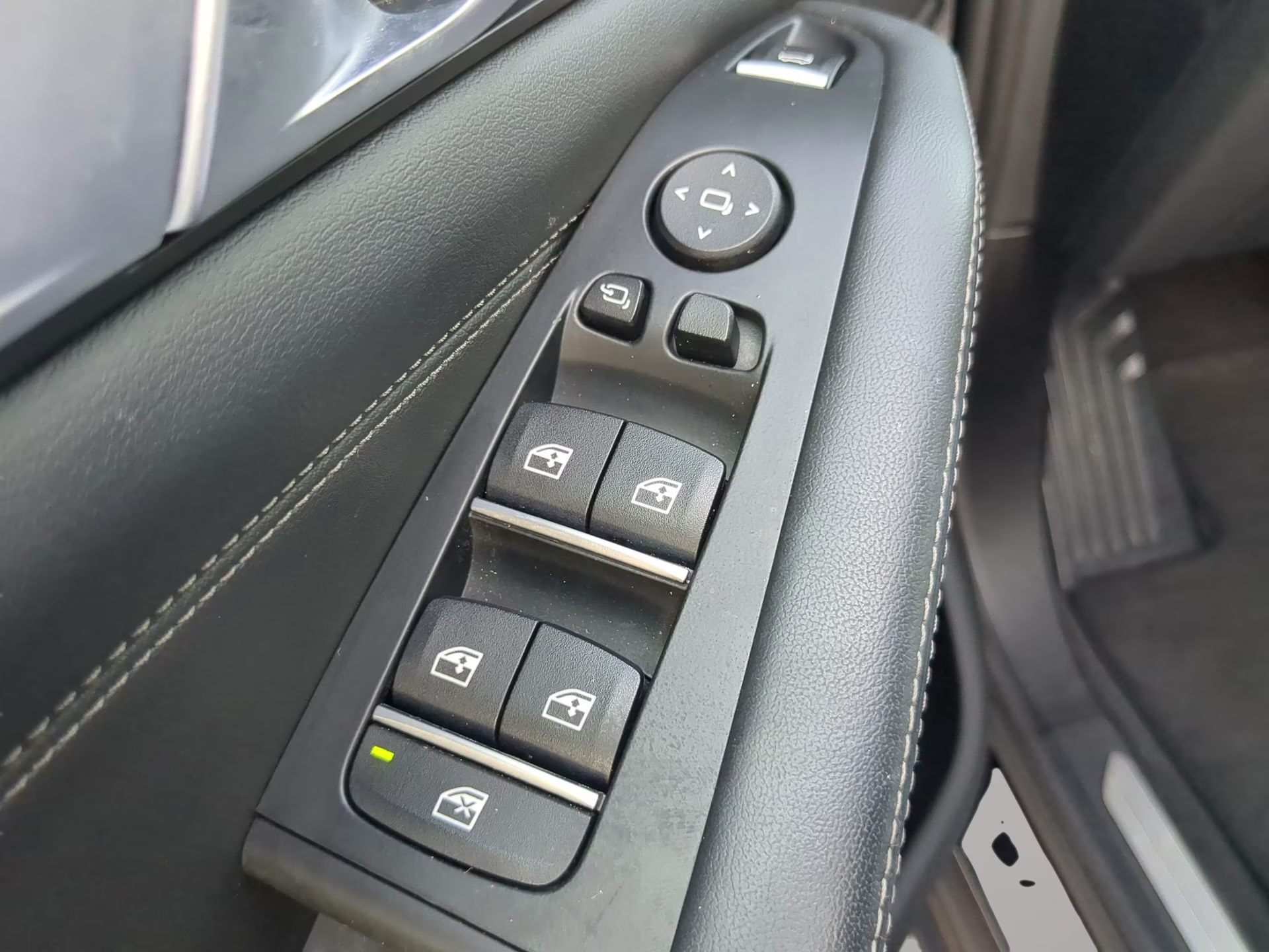 2025 Black Sapphire Metallic BMW X5 xDrive50e AWD SUV