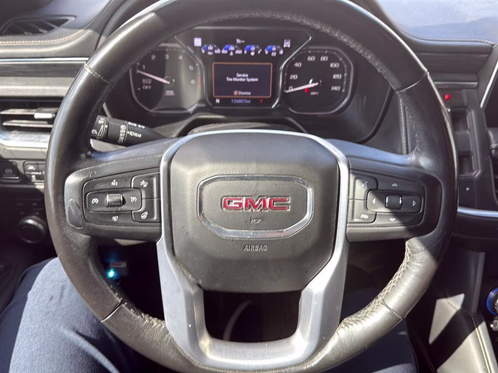 2021 Onyx Black GMC Yukon SLT 4X4 SUV