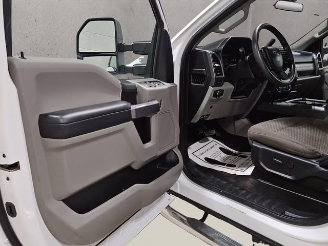 2020 Oxford White Ford Super Duty F-250 SRW XLT 4X4 Truck