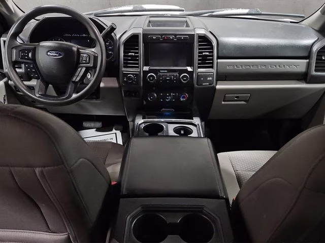 2020 Oxford White Ford Super Duty F-250 SRW XLT 4X4 Truck