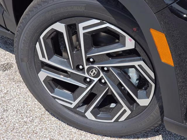 2026 Phantom Black Hyundai Tucson SEL AWD SUV