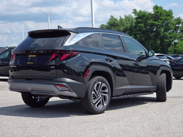 2026 Phantom Black Hyundai Tucson SEL AWD SUV