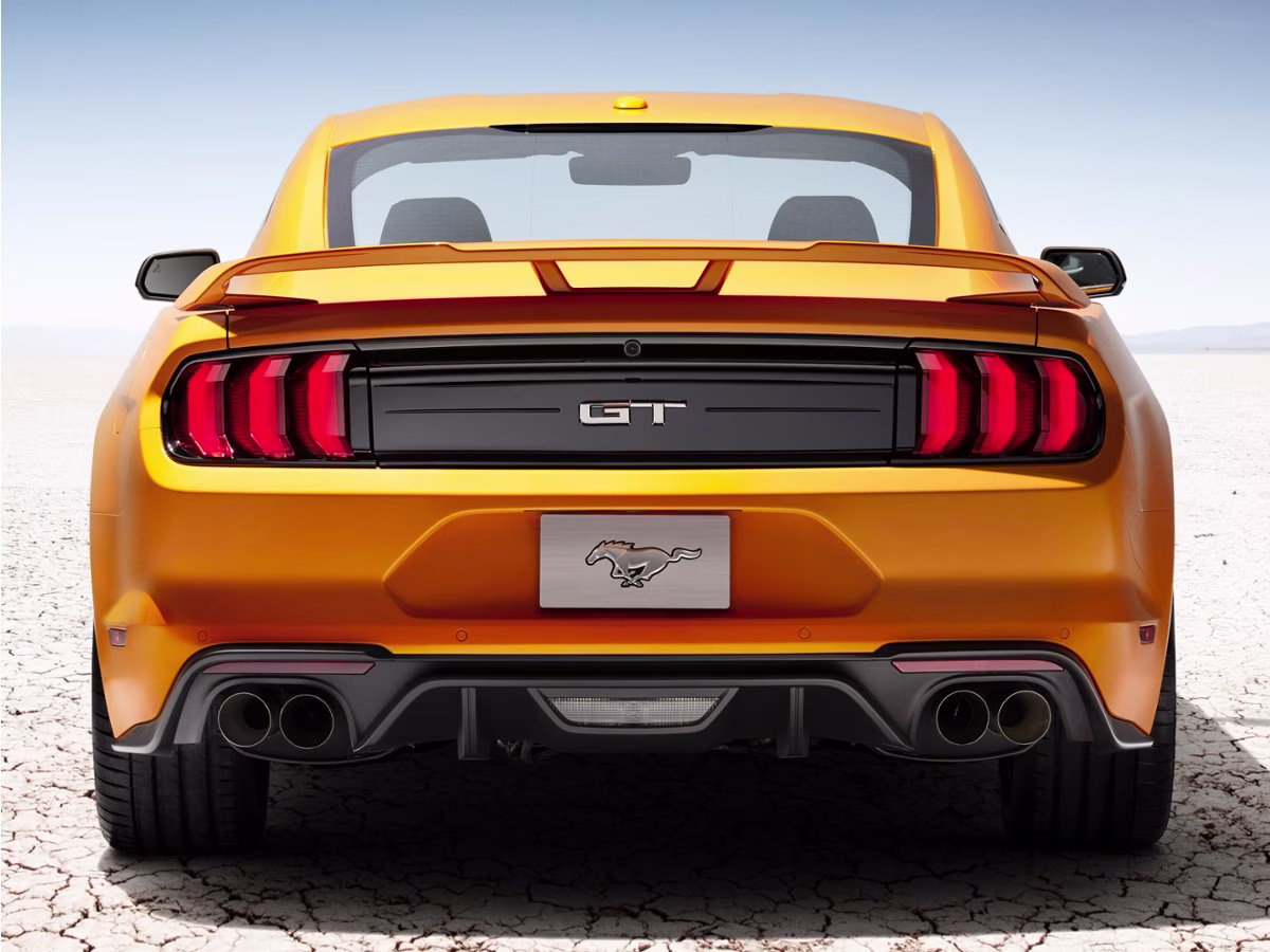2021 Ford Mustang EcoBoost Premium RWD Coupe