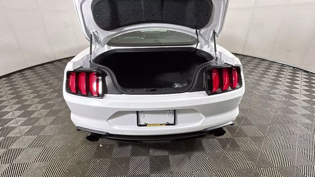 2021 Oxford White Ford Mustang EcoBoost Premium RWD Coupe
