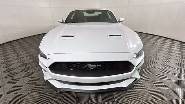 2021 Oxford White Ford Mustang EcoBoost Premium RWD Coupe