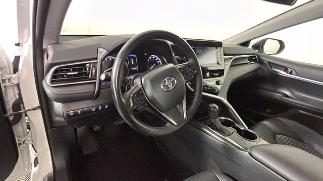2024 Ice Cap Toyota Camry SE FWD Sedan