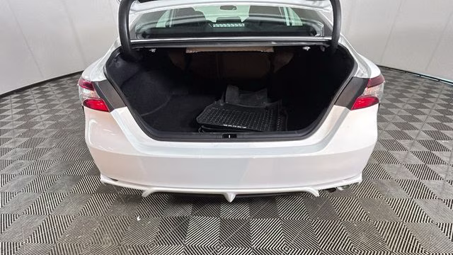 2024 Ice Cap Toyota Camry SE FWD Sedan