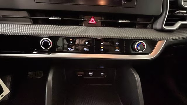 2025 Gravity Gray Kia Sportage LX AWD SUV