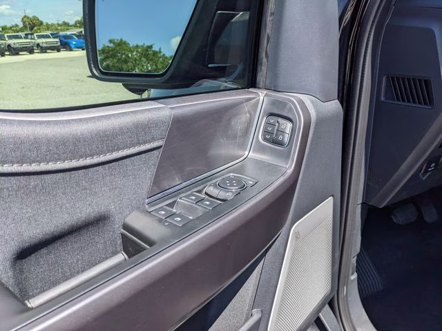 2026 Black Metallic Ford F-150 Lariat 4X4 Truck