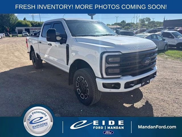 2023 Star White Metallic Tri-Coat Ford Super Duty F-350 SRW 4X4 Truck