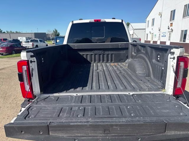 2023 Star White Metallic Tri-Coat Ford Super Duty F-350 SRW 4X4 Truck
