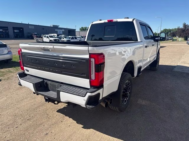 2023 Star White Metallic Tri-Coat Ford Super Duty F-350 SRW 4X4 Truck
