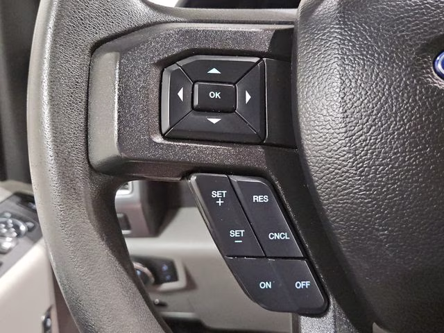 2020 Oxford White Ford Super Duty F-250 SRW XLT 4X4 Truck