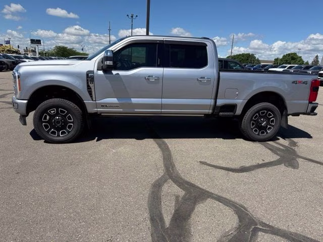 2023 Iconic Silver Metallic Ford Super Duty F-350 SRW Platinum 4X4 Truck