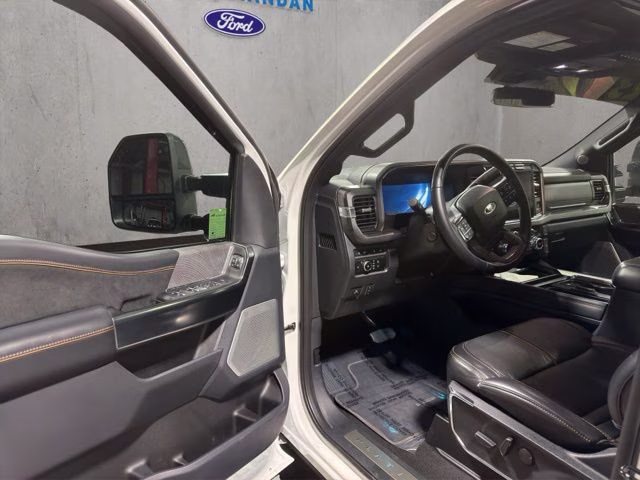 2023 Star White Metallic Tri-Coat Ford Super Duty F-350 SRW Platinum 4X4 Truck