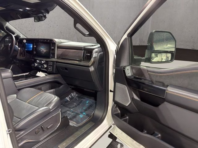 2023 Star White Metallic Tri-Coat Ford Super Duty F-350 SRW Platinum 4X4 Truck