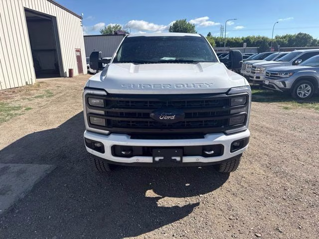 2023 Star White Metallic Tri-Coat Ford Super Duty F-350 SRW 4X4 Truck