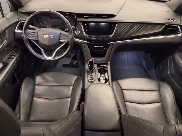 2022 Crystal White Tricoat Cadillac XT6 Premium Luxury AWD SUV