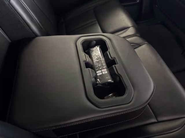 2022 Bright White Clearcoat Jeep Wagoneer Series III 4X4 SUV
