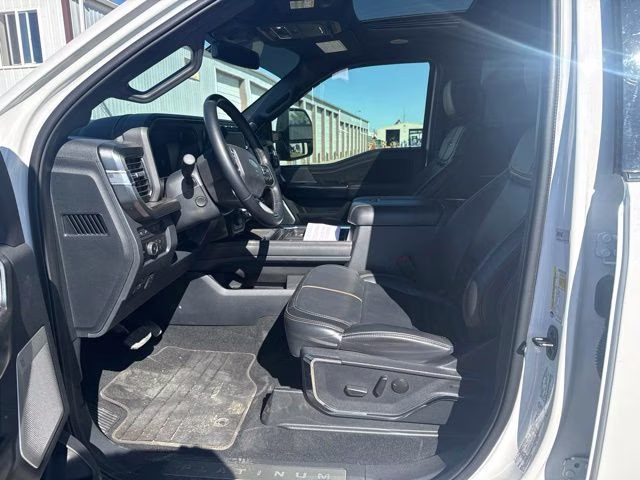 2023 Star White Metallic Tri-Coat Ford Super Duty F-350 SRW 4X4 Truck