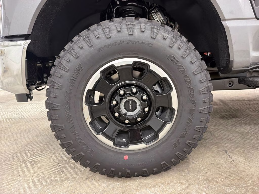 2026 CARBONIZED GRAY Ford Super Duty F-250 SRW Lariat Tremor 4X4 Truck