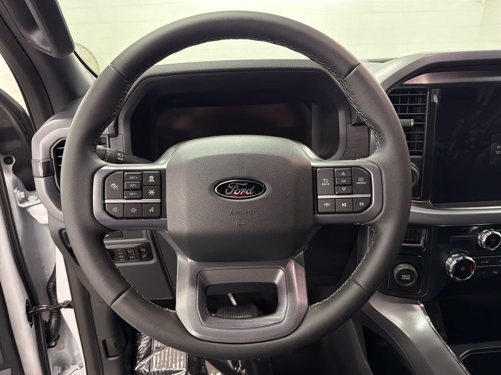 2026 OXFORD WHITE Ford F-150 XLT RWD Truck