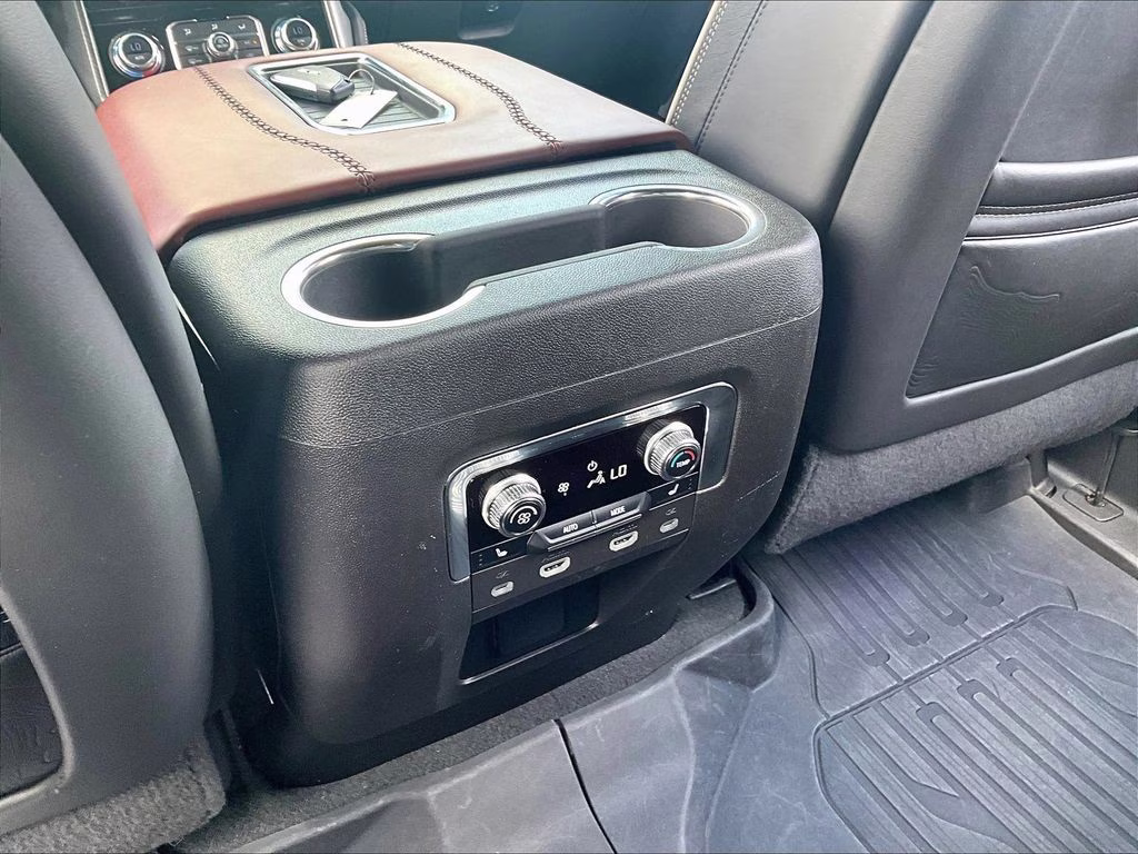 2023 Onyx Black GMC Yukon Denali Ultimate 4X4 SUV