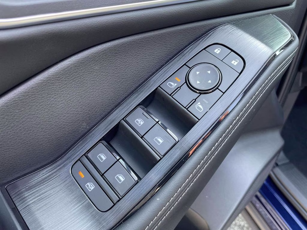 2026 Deep Ocean Blue Pearl Nissan Rogue Platinum AWD SUV