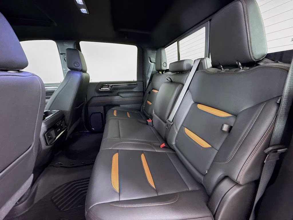2024 Summit White GMC Sierra 2500HD AT4 4X4 Truck