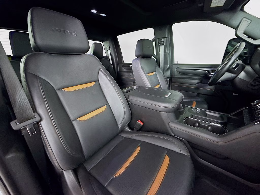 2024 Summit White GMC Sierra 2500HD AT4 4X4 Truck